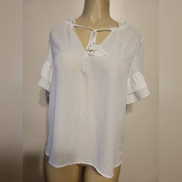 Max Stuido White Blouse Ruffled Sleeves Demure Business Causal Timeless NWT - Picture 1 of 7